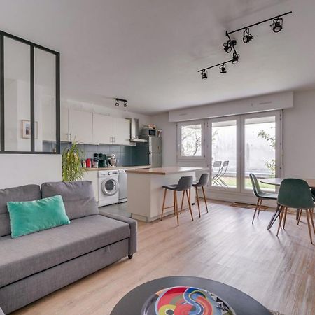 Pleasant Flat In Bordeaux With Terrace And Parking Lejlighed Eksteriør billede