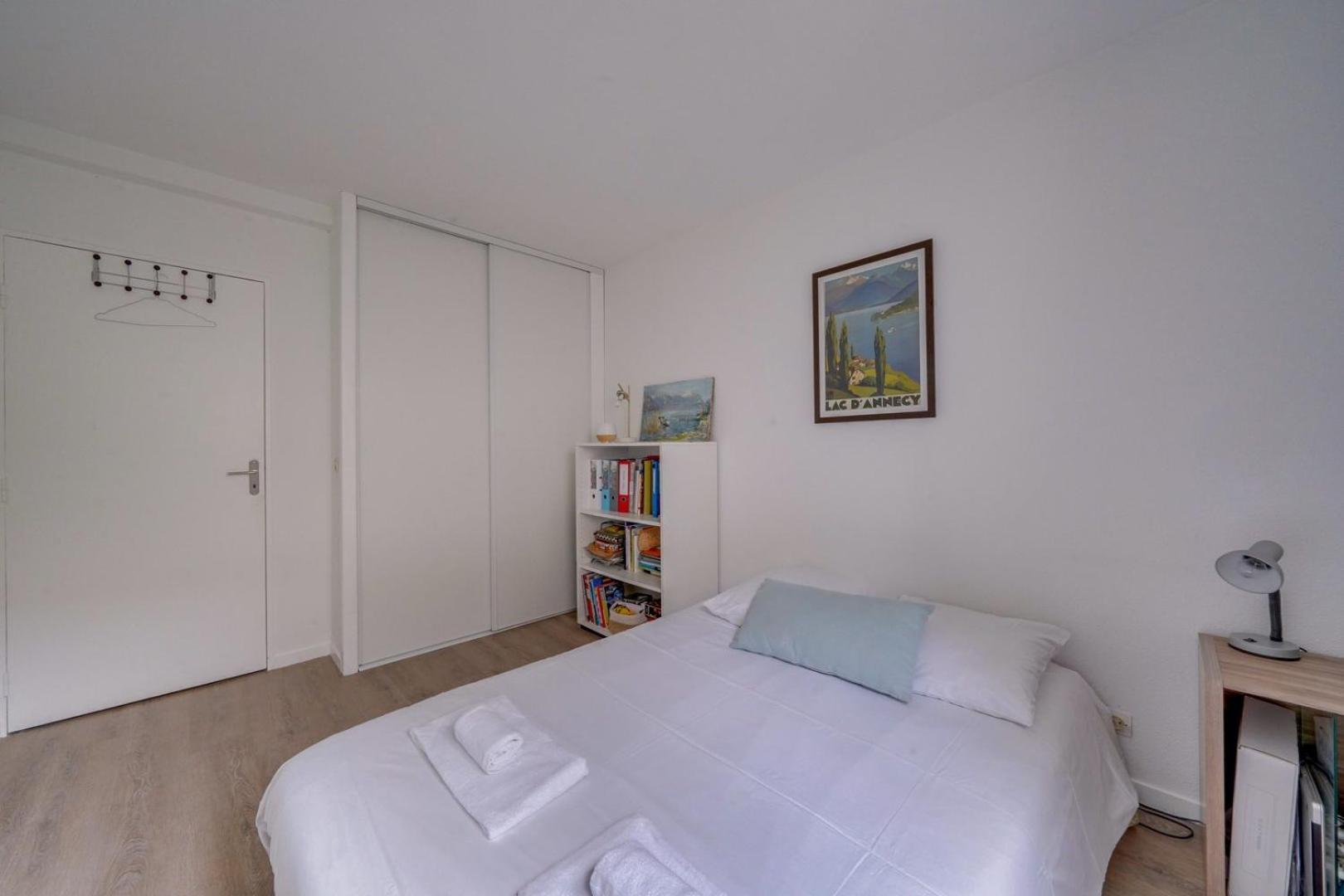 Pleasant Flat In Bordeaux With Terrace And Parking Lejlighed Eksteriør billede
